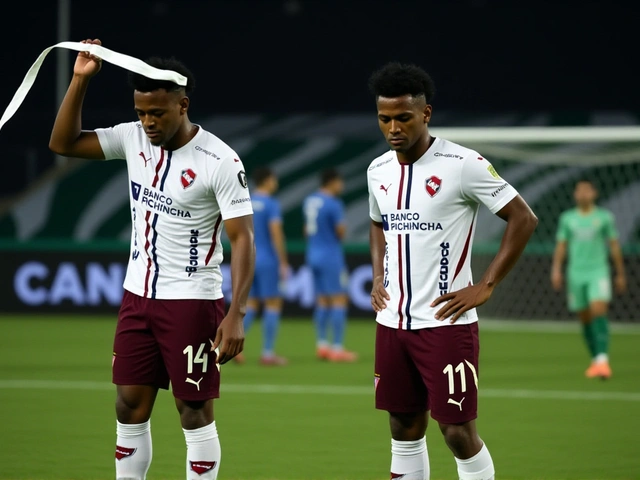 Liga de Quito evita la coronación de Independiente del Valle con remontada 2-1 en Quito